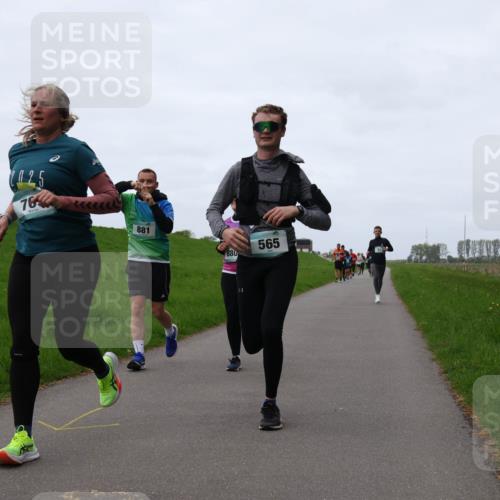 04.05.2025 - 8. Wedeler Halbmarathon Yannick Fuchs http://msf.ph/oto/7838076 04.05.2025 11:25:08 Laufen 1025, 76, 881 meine-sportfotos.de