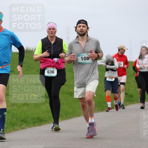 04.05.2025 - 8. Wedeler Halbmarathon Lena Gebhardt http://msf.ph/oto/7838132 04.05.2025 11:36:34 Laufen 636, 108, 376, 297, 1054, 1055 meine-sportfotos.de
