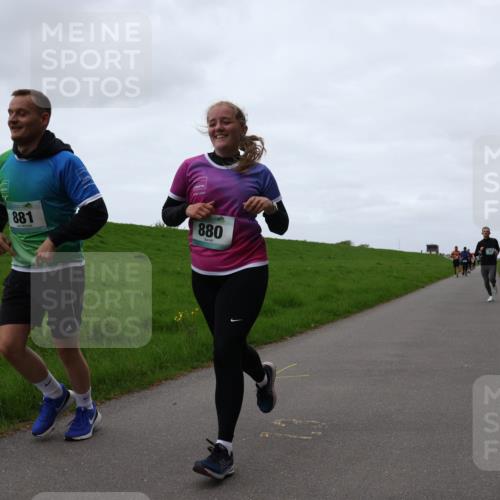 04.05.2025 - 8. Wedeler Halbmarathon Yannick Fuchs http://msf.ph/oto/7838160 04.05.2025 11:25:10 Laufen 881, 880 meine-sportfotos.de