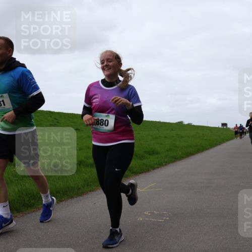 04.05.2025 - 8. Wedeler Halbmarathon Yannick Fuchs http://msf.ph/oto/7838165 04.05.2025 11:25:10 Laufen 881, 880 meine-sportfotos.de