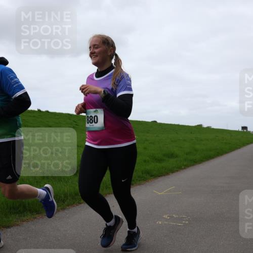 04.05.2025 - 8. Wedeler Halbmarathon Yannick Fuchs http://msf.ph/oto/7838174 04.05.2025 11:25:10 Laufen 881, 880 meine-sportfotos.de