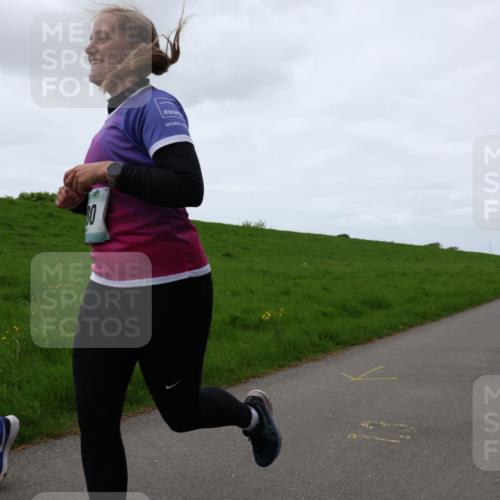 04.05.2025 - 8. Wedeler Halbmarathon Yannick Fuchs http://msf.ph/oto/7838187 04.05.2025 11:25:10 Laufen  meine-sportfotos.de