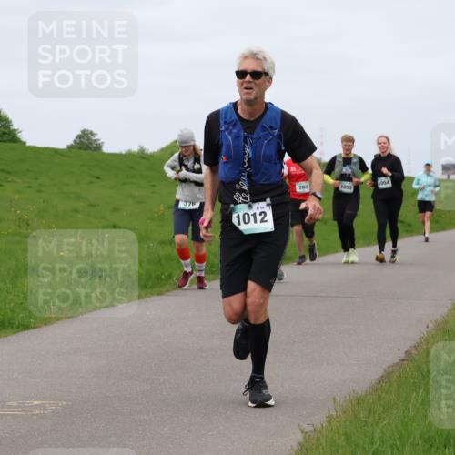 04.05.2025 - 8. Wedeler Halbmarathon Lena Gebhardt http://msf.ph/oto/7838188 04.05.2025 11:36:43 Laufen 376, 1012, 283, 1054, 1055 meine-sportfotos.de