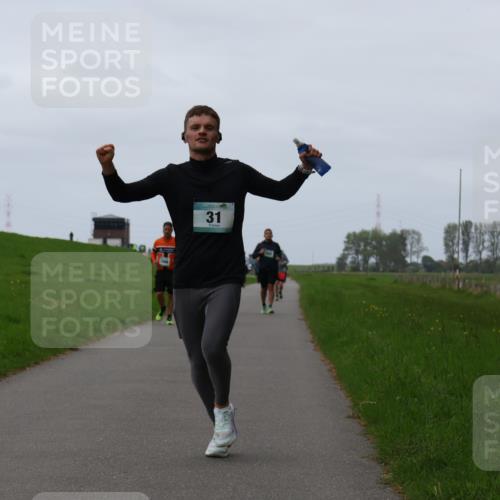 04.05.2025 - 8. Wedeler Halbmarathon Yannick Fuchs http://msf.ph/oto/7838192 04.05.2025 11:25:11 Laufen 31 meine-sportfotos.de