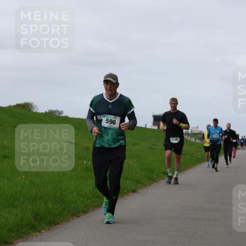04.05.2025 - 8. Wedeler Halbmarathon Yannick Fuchs http://msf.ph/oto/7838196 04.05.2025 11:46:42 Laufen 817, 596, 410, 1148 meine-sportfotos.de