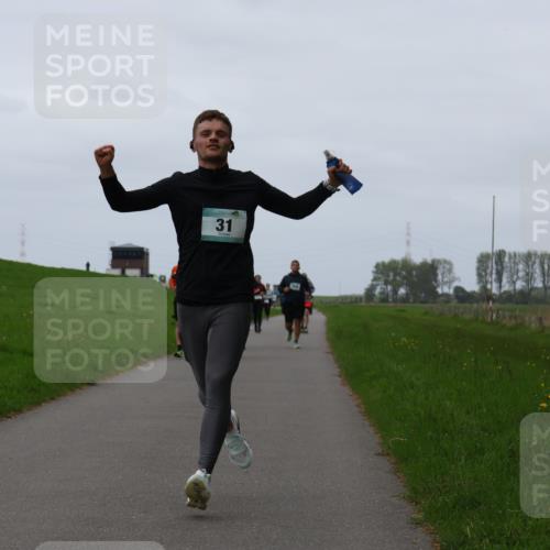 04.05.2025 - 8. Wedeler Halbmarathon Yannick Fuchs http://msf.ph/oto/7838198 04.05.2025 11:25:11 Laufen 31 meine-sportfotos.de