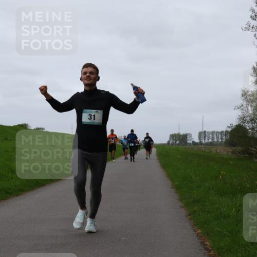 04.05.2025 - 8. Wedeler Halbmarathon Yannick Fuchs http://msf.ph/oto/7838265 04.05.2025 11:25:12 Laufen 31 meine-sportfotos.de
