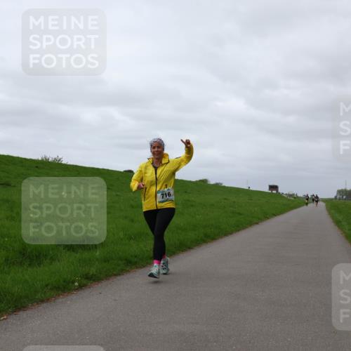 04.05.2025 - 8. Wedeler Halbmarathon Yannick Fuchs http://msf.ph/oto/7838272 04.05.2025 12:02:25 Laufen 716 meine-sportfotos.de
