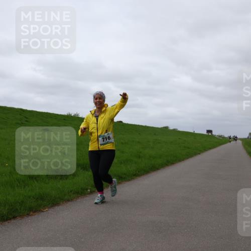 04.05.2025 - 8. Wedeler Halbmarathon Yannick Fuchs http://msf.ph/oto/7838279 04.05.2025 12:02:26 Laufen 716 meine-sportfotos.de