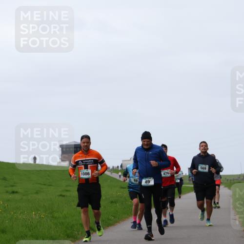 04.05.2025 - 8. Wedeler Halbmarathon Yannick Fuchs http://msf.ph/oto/7838295 04.05.2025 11:25:14 Laufen 569, 1086, 476, 88, 89 meine-sportfotos.de