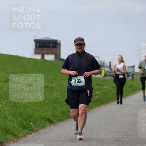 04.05.2025 - 8. Wedeler Halbmarathon Yannick Fuchs http://msf.ph/oto/7838349 04.05.2025 12:02:44 Laufen 792, 16, 70, 5100 meine-sportfotos.de