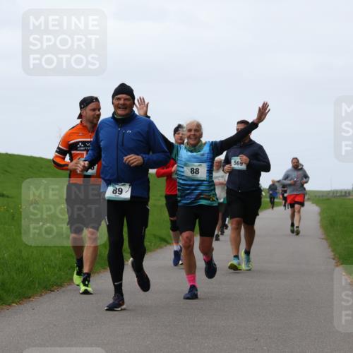 04.05.2025 - 8. Wedeler Halbmarathon Yannick Fuchs http://msf.ph/oto/7838376 04.05.2025 11:25:18 Laufen 89, 88, 569 meine-sportfotos.de