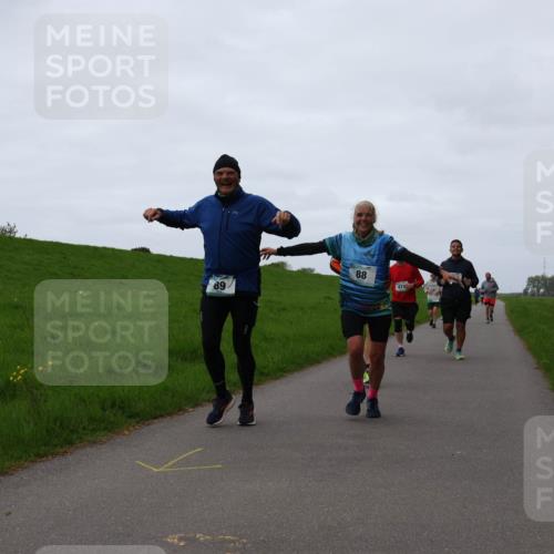 04.05.2025 - 8. Wedeler Halbmarathon Yannick Fuchs http://msf.ph/oto/7838518 04.05.2025 11:25:21 Laufen 89, 88, 47 meine-sportfotos.de