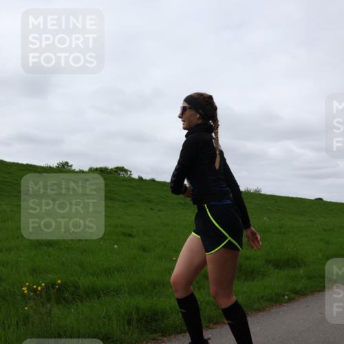 04.05.2025 - 8. Wedeler Halbmarathon Yannick Fuchs http://msf.ph/oto/7838520 04.05.2025 12:02:54 Laufen  meine-sportfotos.de