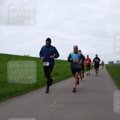 04.05.2025 - 8. Wedeler Halbmarathon Yannick Fuchs http://msf.ph/oto/7838554 04.05.2025 11:25:21 Laufen 89, 88, 476 meine-sportfotos.de