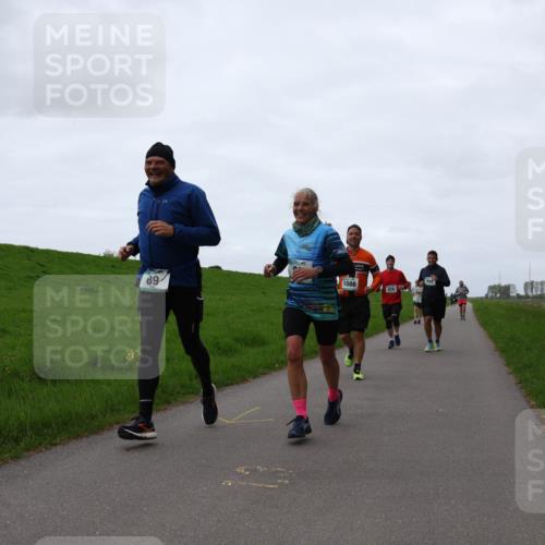 04.05.2025 - 8. Wedeler Halbmarathon Yannick Fuchs http://msf.ph/oto/7838573 04.05.2025 11:25:22 Laufen 89, 1086, 476 meine-sportfotos.de