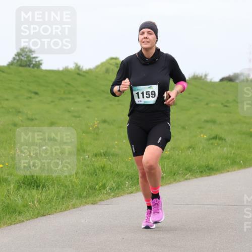 04.05.2025 - 8. Wedeler Halbmarathon Lena Gebhardt http://msf.ph/oto/7838591 04.05.2025 11:37:47 Laufen 1159, 90 meine-sportfotos.de