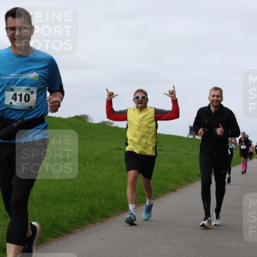 04.05.2025 - 8. Wedeler Halbmarathon Yannick Fuchs http://msf.ph/oto/7838614 04.05.2025 11:46:52 Laufen 410 meine-sportfotos.de