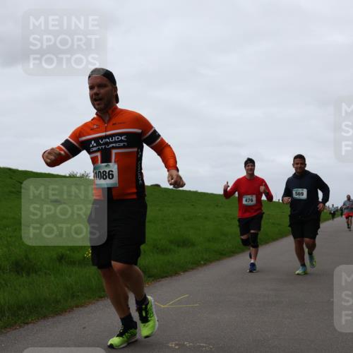 04.05.2025 - 8. Wedeler Halbmarathon Yannick Fuchs http://msf.ph/oto/7838647 04.05.2025 11:25:23 Laufen 1086, 476, 569 meine-sportfotos.de