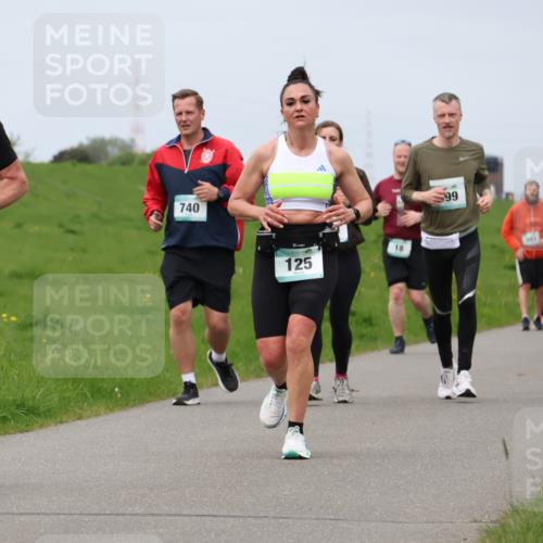 04.05.2025 - 8. Wedeler Halbmarathon Lena Gebhardt http://msf.ph/oto/7838704 04.05.2025 11:38:25 Laufen 434, 740, 125, 18, 99 meine-sportfotos.de