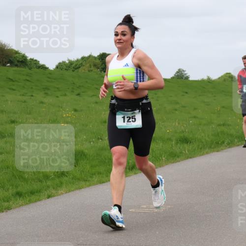 04.05.2025 - 8. Wedeler Halbmarathon Lena Gebhardt http://msf.ph/oto/7838751 04.05.2025 11:38:29 Laufen 125, 740, 99 meine-sportfotos.de