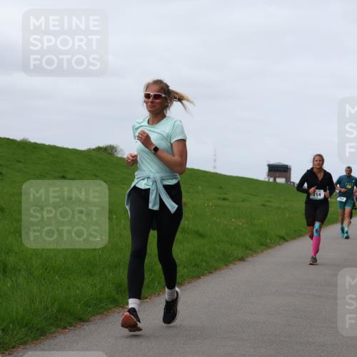 04.05.2025 - 8. Wedeler Halbmarathon Yannick Fuchs http://msf.ph/oto/7838809 04.05.2025 11:46:58 Laufen 14 meine-sportfotos.de