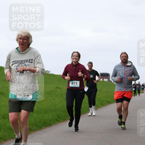 04.05.2025 - 8. Wedeler Halbmarathon Yannick Fuchs http://msf.ph/oto/7838857 04.05.2025 11:25:28 Laufen 971 meine-sportfotos.de