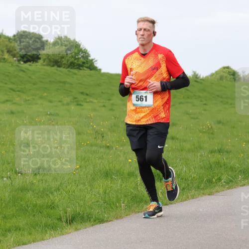 04.05.2025 - 8. Wedeler Halbmarathon Lena Gebhardt http://msf.ph/oto/7838960 04.05.2025 11:39:35 Laufen 561 meine-sportfotos.de