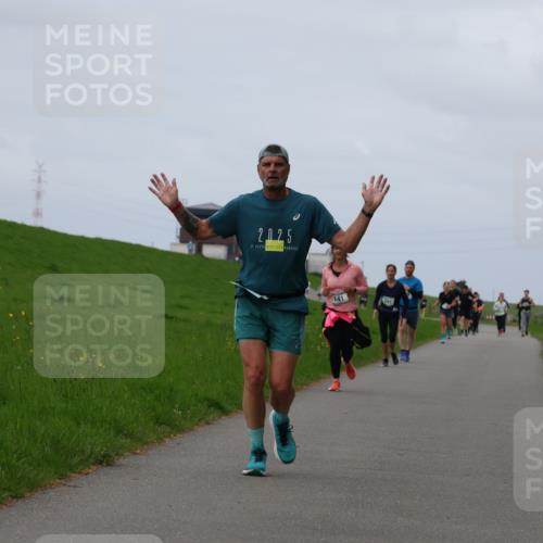 04.05.2025 - 8. Wedeler Halbmarathon Yannick Fuchs http://msf.ph/oto/7838967 04.05.2025 11:47:03 Laufen 2, 025, 141, 241 meine-sportfotos.de