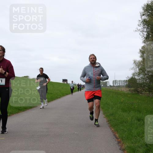 04.05.2025 - 8. Wedeler Halbmarathon Yannick Fuchs http://msf.ph/oto/7838969 04.05.2025 11:25:30 Laufen 971 meine-sportfotos.de