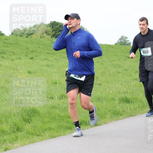 04.05.2025 - 8. Wedeler Halbmarathon Lena Gebhardt http://msf.ph/oto/7838998 04.05.2025 11:39:49 Laufen 86, 552 meine-sportfotos.de