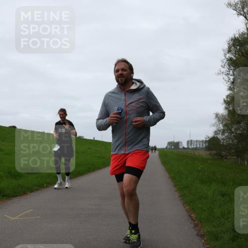 04.05.2025 - 8. Wedeler Halbmarathon Yannick Fuchs http://msf.ph/oto/7839013 04.05.2025 11:25:31 Laufen 31 meine-sportfotos.de
