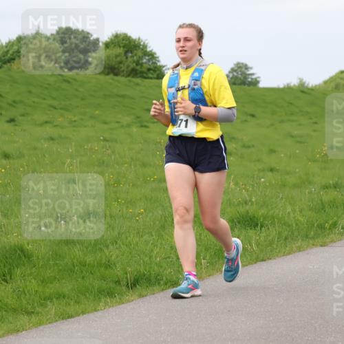 04.05.2025 - 8. Wedeler Halbmarathon Lena Gebhardt http://msf.ph/oto/7839053 04.05.2025 11:40:15 Laufen 71 meine-sportfotos.de