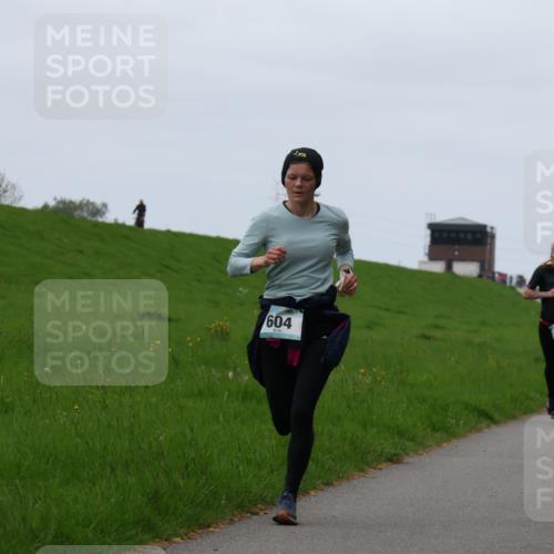 04.05.2025 - 8. Wedeler Halbmarathon Yannick Fuchs http://msf.ph/oto/7839057 04.05.2025 11:25:35 Laufen 604, 526 meine-sportfotos.de