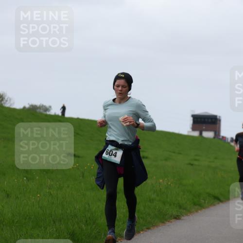 04.05.2025 - 8. Wedeler Halbmarathon Yannick Fuchs http://msf.ph/oto/7839074 04.05.2025 11:25:36 Laufen 604 meine-sportfotos.de