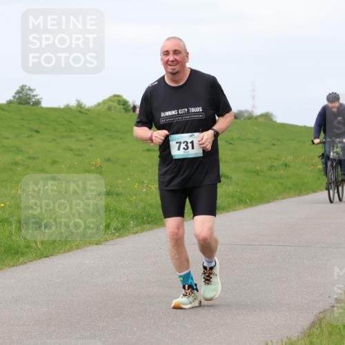 04.05.2025 - 8. Wedeler Halbmarathon Lena Gebhardt http://msf.ph/oto/7839112 04.05.2025 11:40:50 Laufen 731 meine-sportfotos.de