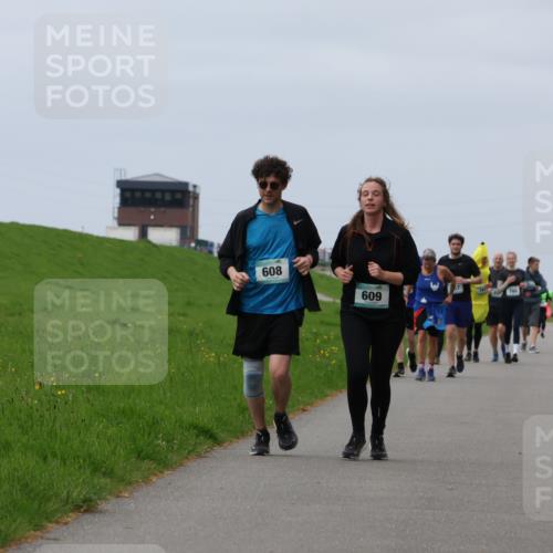 04.05.2025 - 8. Wedeler Halbmarathon Yannick Fuchs http://msf.ph/oto/7839136 04.05.2025 12:04:18 Laufen 608, 609, 7 meine-sportfotos.de