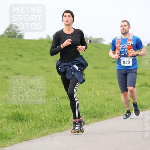 04.05.2025 - 8. Wedeler Halbmarathon Lena Gebhardt http://msf.ph/oto/7839170 04.05.2025 11:41:11 Laufen 939 meine-sportfotos.de