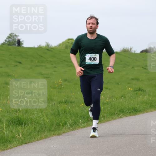 04.05.2025 - 8. Wedeler Halbmarathon Lena Gebhardt http://msf.ph/oto/7839223 04.05.2025 11:41:30 Laufen 68, 400 meine-sportfotos.de