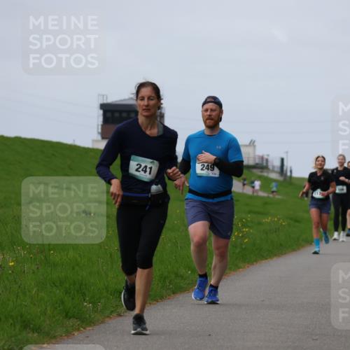 04.05.2025 - 8. Wedeler Halbmarathon Yannick Fuchs http://msf.ph/oto/7839226 04.05.2025 11:47:13 Laufen 241, 249, 45, 446 meine-sportfotos.de