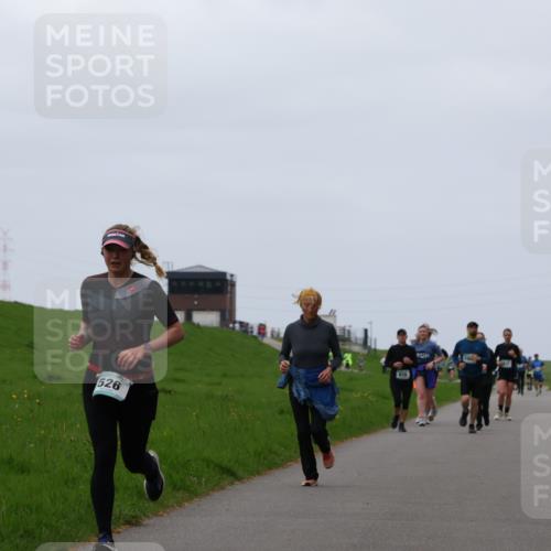 04.05.2025 - 8. Wedeler Halbmarathon Yannick Fuchs http://msf.ph/oto/7839232 04.05.2025 11:25:39 Laufen 526, 10 meine-sportfotos.de
