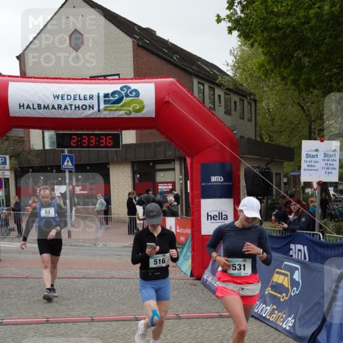 04.05.2025 - 8. Wedeler Halbmarathon Felixshl http://msf.ph/oto/7839264 04.05.2025 12:33:34 Ziel 53, 516, 531 meine-sportfotos.de
