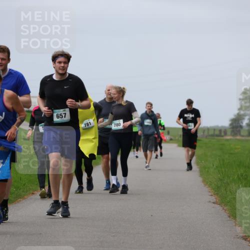 04.05.2025 - 8. Wedeler Halbmarathon Yannick Fuchs http://msf.ph/oto/7839265 04.05.2025 12:04:30 Laufen 657, 781, 780 meine-sportfotos.de
