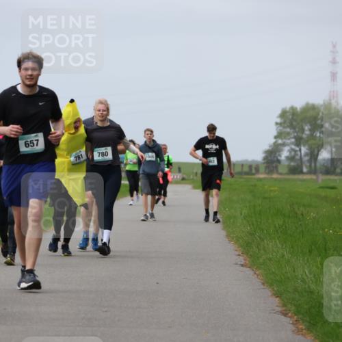 04.05.2025 - 8. Wedeler Halbmarathon Yannick Fuchs http://msf.ph/oto/7839275 04.05.2025 12:04:31 Laufen 657, 781, 780, 6, 1005 meine-sportfotos.de