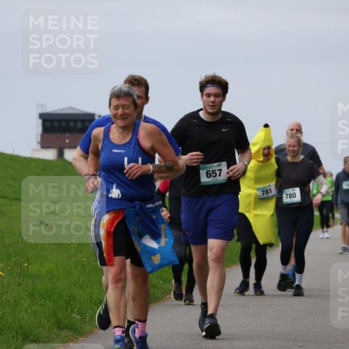 04.05.2025 - 8. Wedeler Halbmarathon Yannick Fuchs http://msf.ph/oto/7839291 04.05.2025 12:04:31 Laufen 657, 781, 780 meine-sportfotos.de