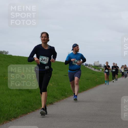 04.05.2025 - 8. Wedeler Halbmarathon Yannick Fuchs http://msf.ph/oto/7839302 04.05.2025 11:47:16 Laufen 241, 240 meine-sportfotos.de