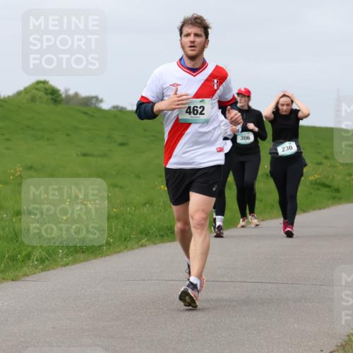 04.05.2025 - 8. Wedeler Halbmarathon Lena Gebhardt http://msf.ph/oto/7839303 04.05.2025 11:42:48 Laufen 462, 306, 230 meine-sportfotos.de