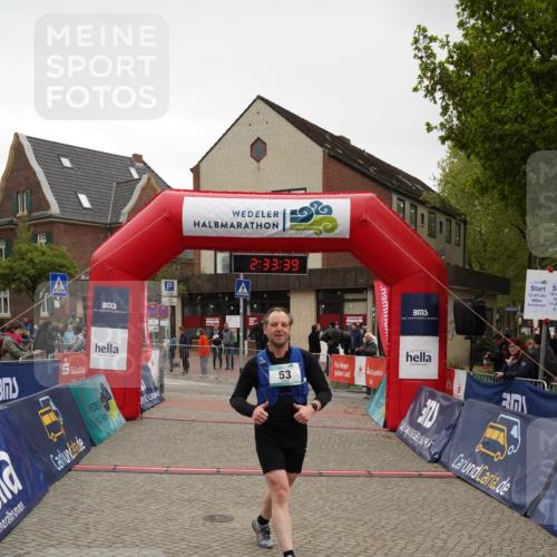 04.05.2025 - 8. Wedeler Halbmarathon Felixshl http://msf.ph/oto/7839381 04.05.2025 12:33:37 Ziel 53, 516, 531 meine-sportfotos.de