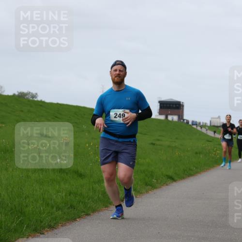 04.05.2025 - 8. Wedeler Halbmarathon Yannick Fuchs http://msf.ph/oto/7839382 04.05.2025 11:47:18 Laufen 249, 1177 meine-sportfotos.de