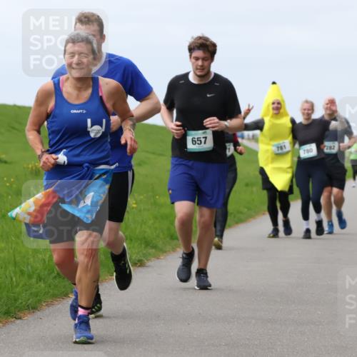 04.05.2025 - 8. Wedeler Halbmarathon Yannick Fuchs http://msf.ph/oto/7839394 04.05.2025 12:04:35 Laufen 657, 781, 780, 282 meine-sportfotos.de